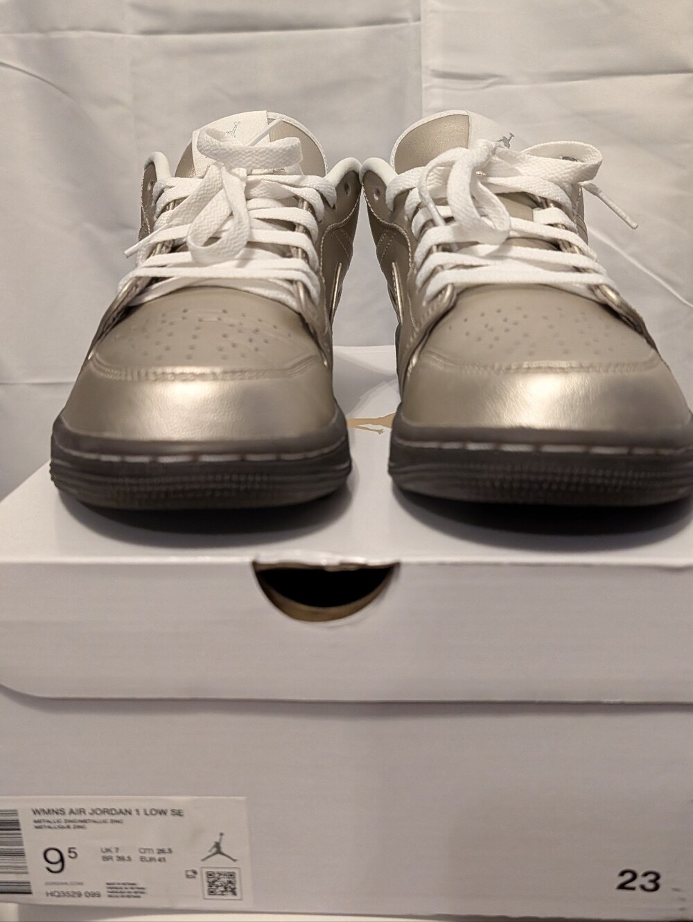 AIR JORDAN 1 LOW SE METALLIC ZINC
